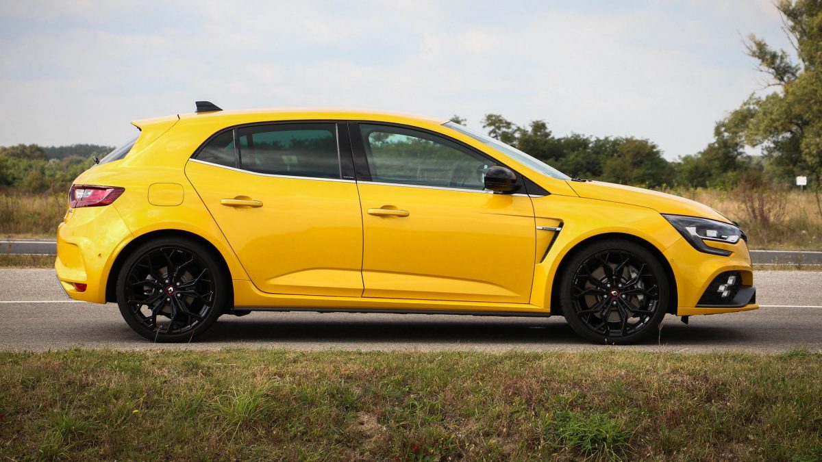 RENAULT