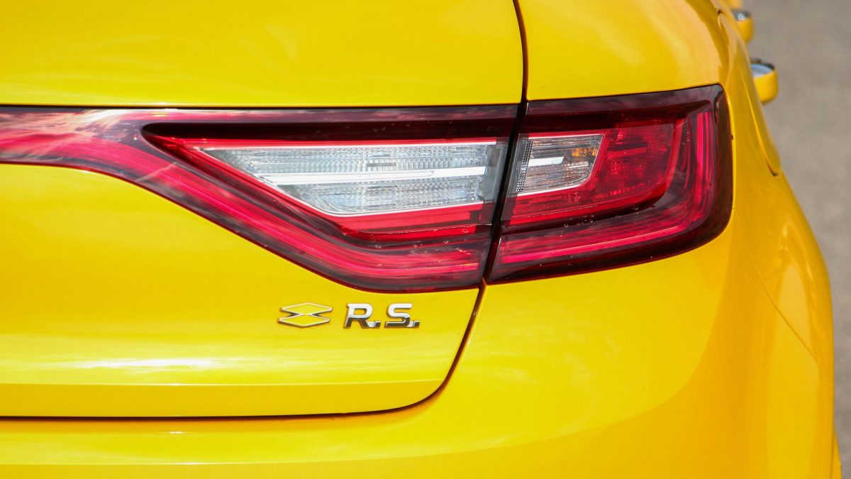 RENAULT