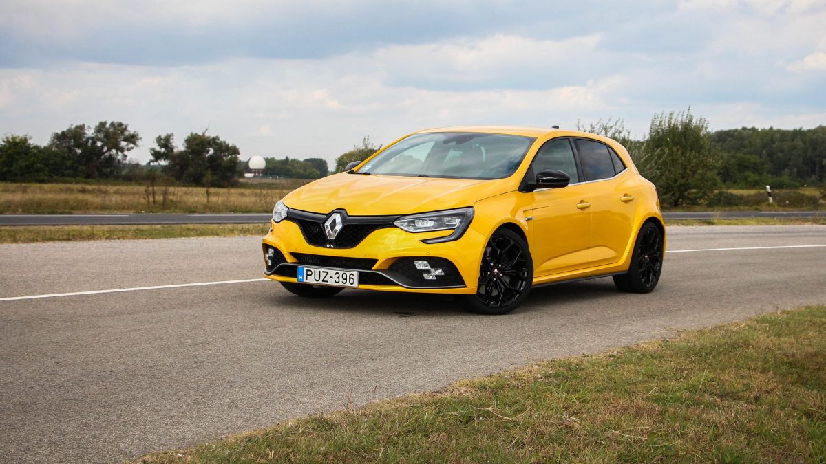 RENAULT