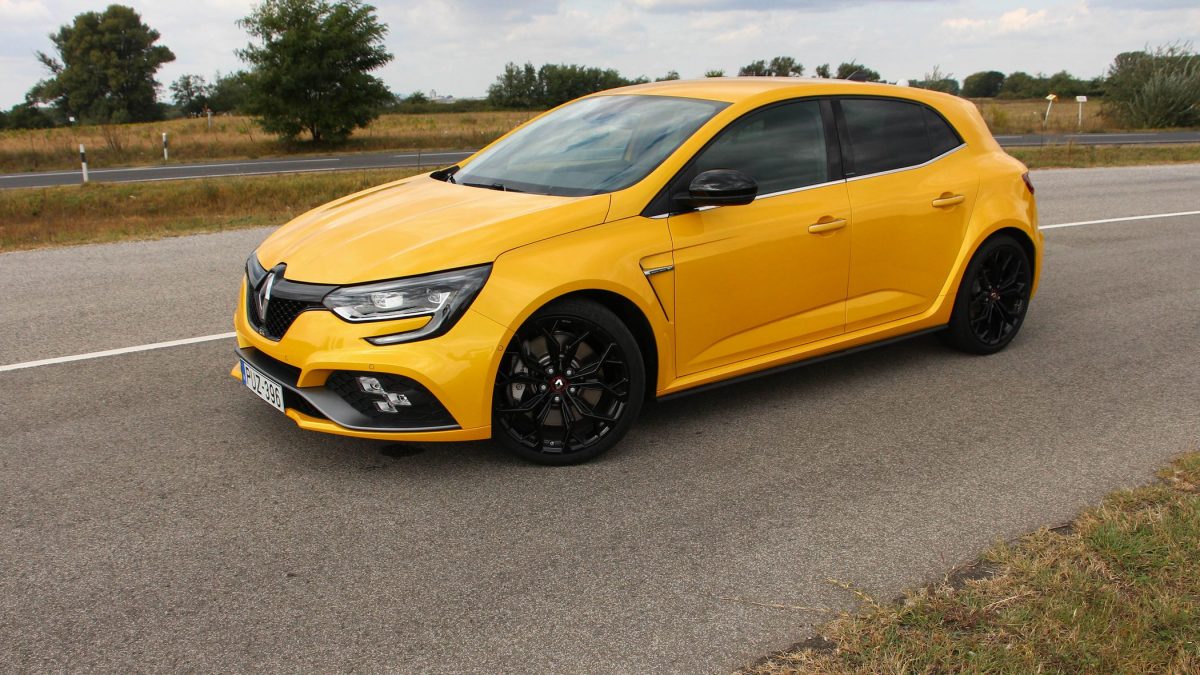 RENAULT
