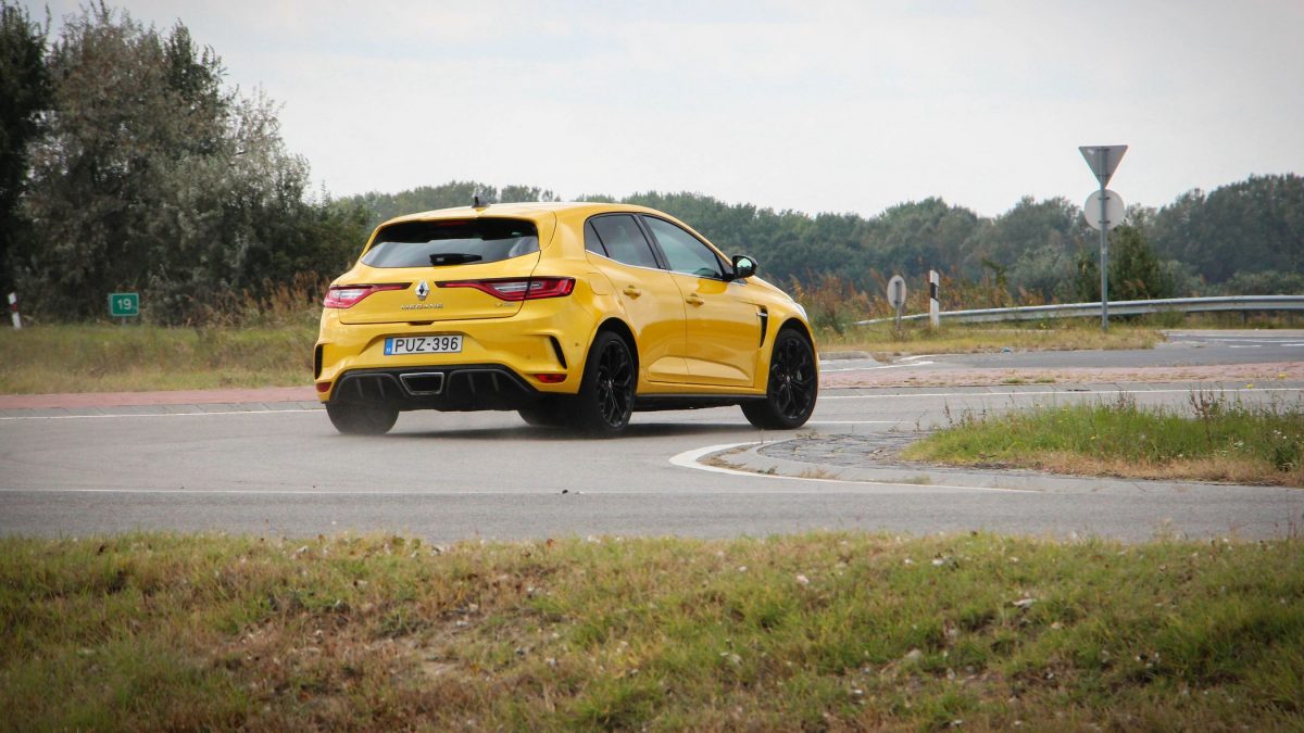 RENAULT