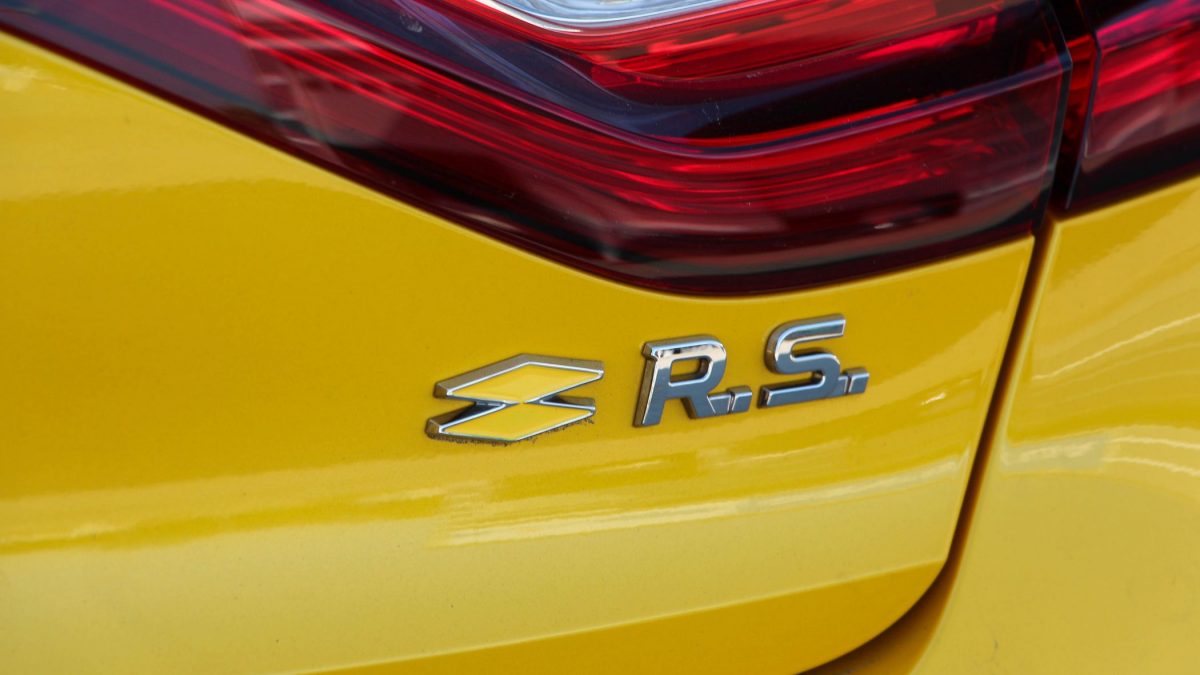 RENAULT