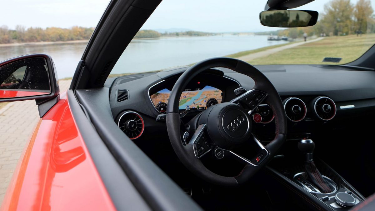 AUDI TTRS