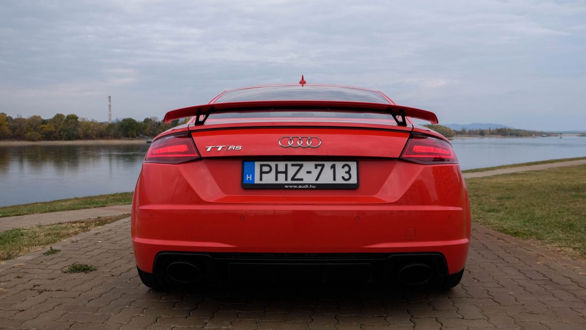 AUDI TTRS