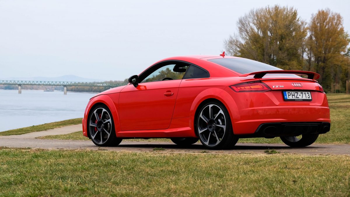AUDI TTRS