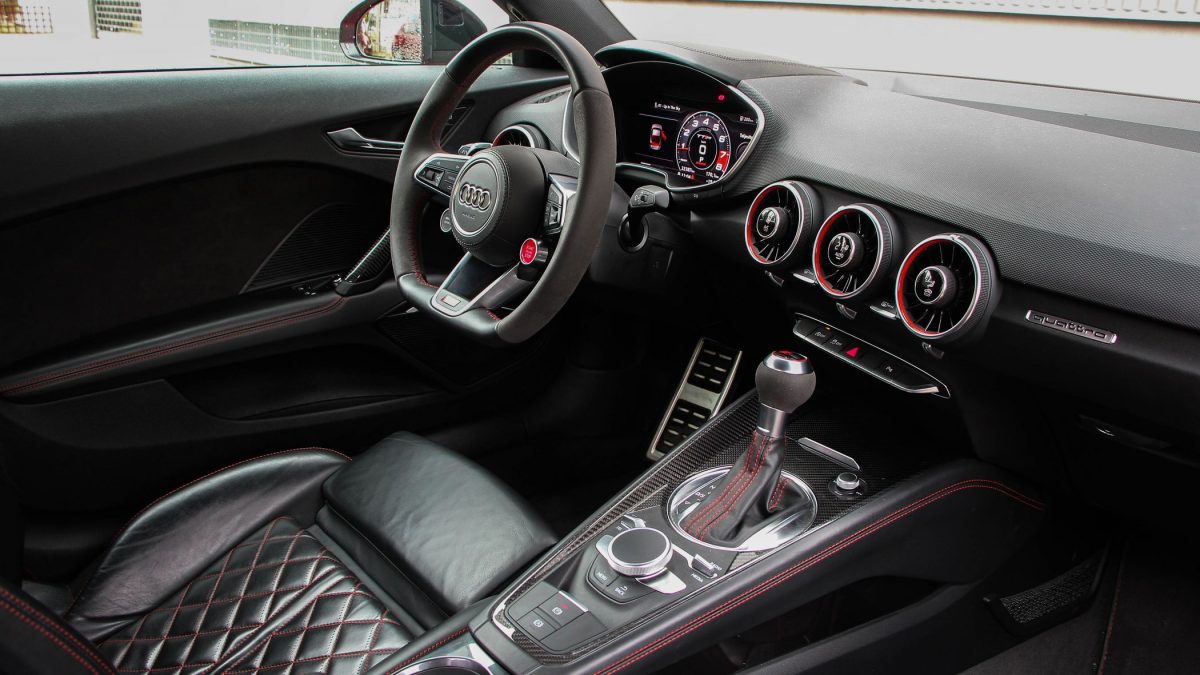 AUDI TTRS