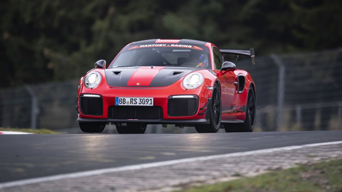 PORSCHE