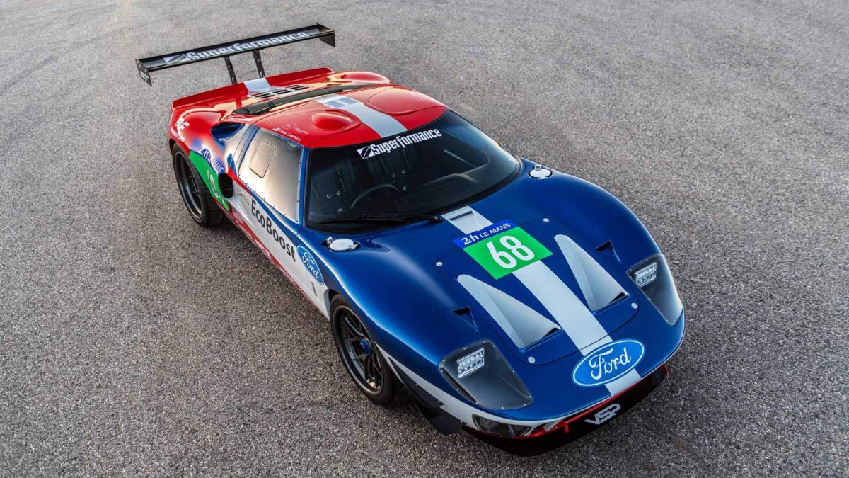 FORD GT