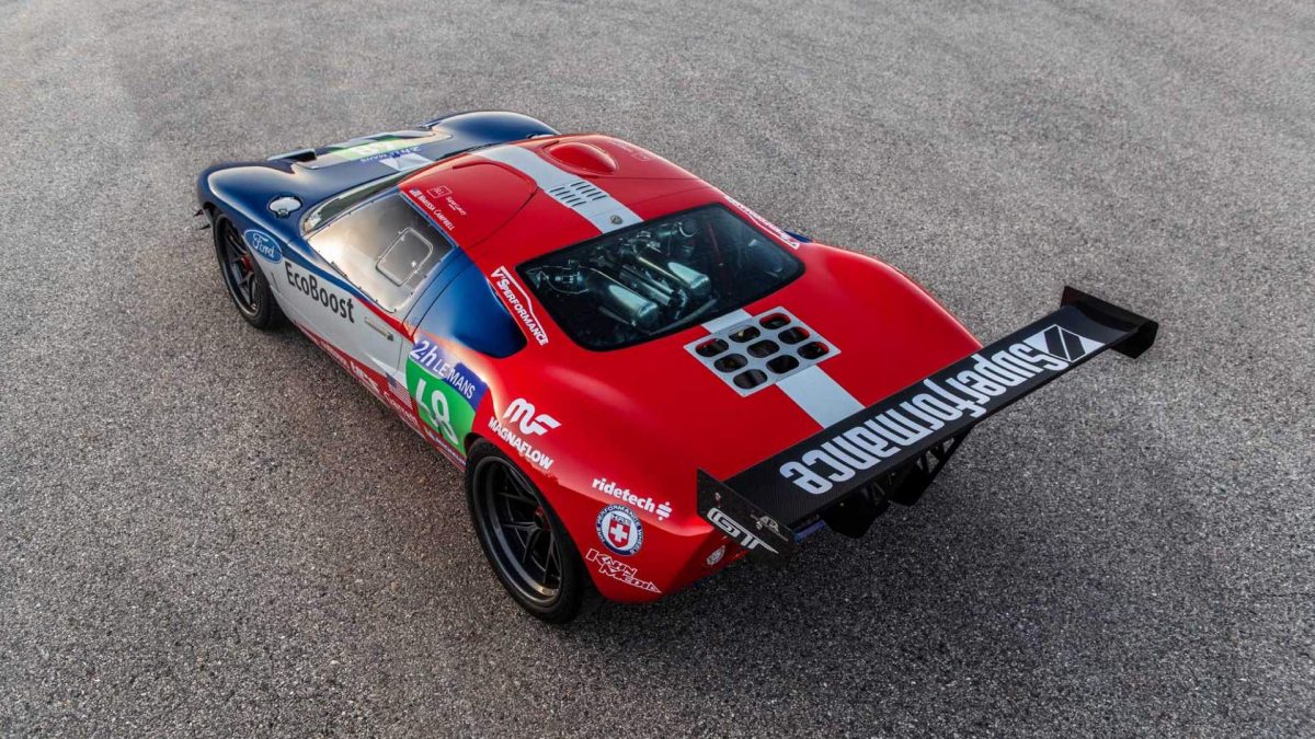 FORD GT