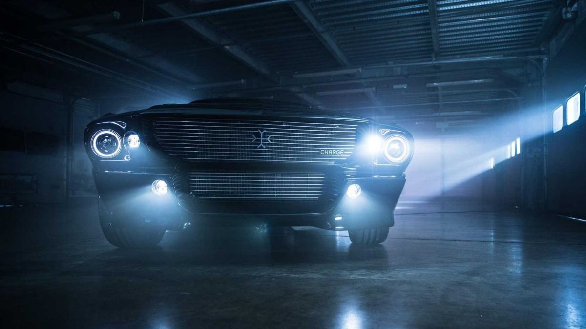 FORD MUSTANG