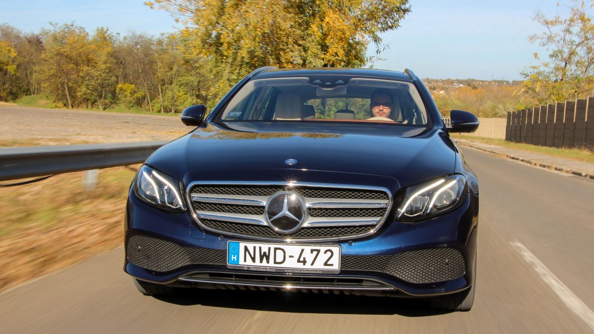 MERCEDES-BENZ E-OSZTÁLY
