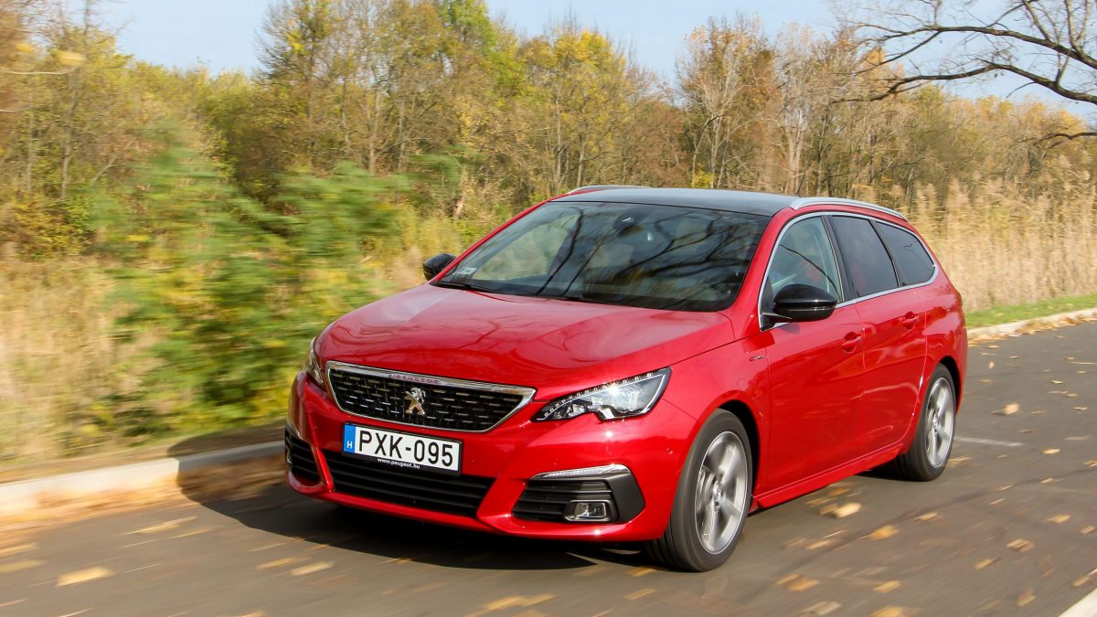 PEUGEOT 308