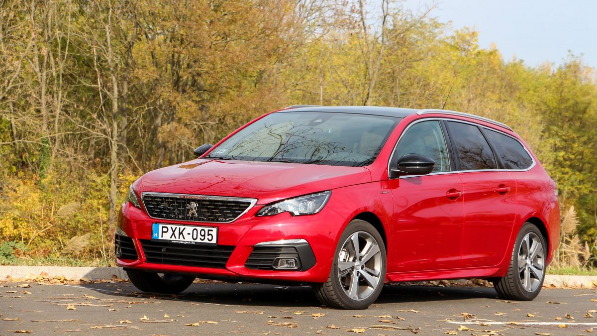 PEUGEOT 308