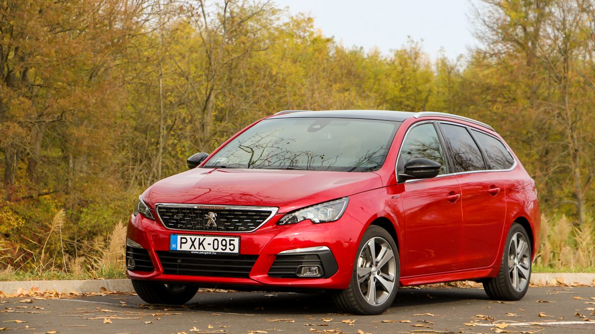 PEUGEOT 308