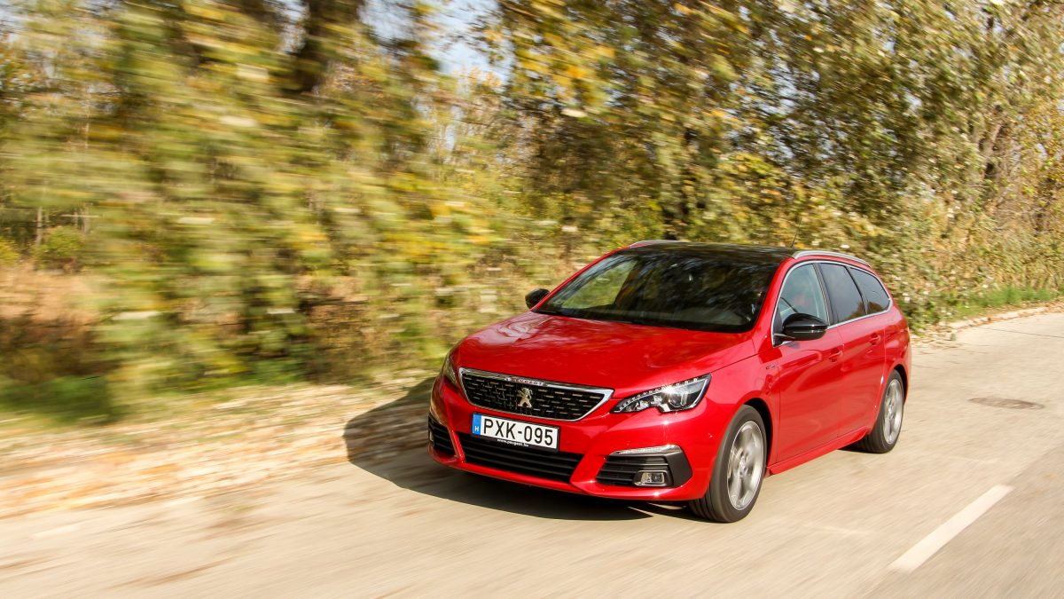PEUGEOT 308
