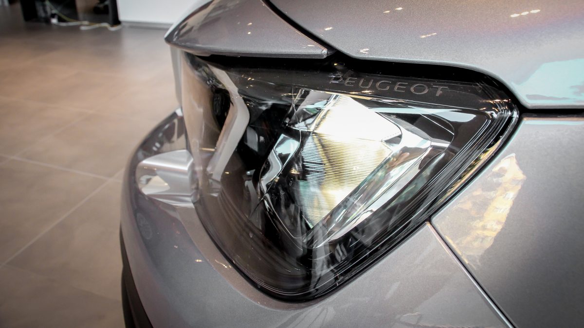 PEUGEOT