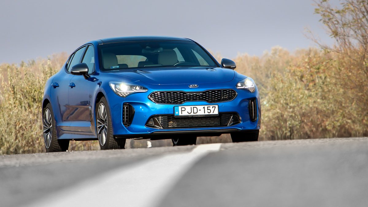 KIA STINGER