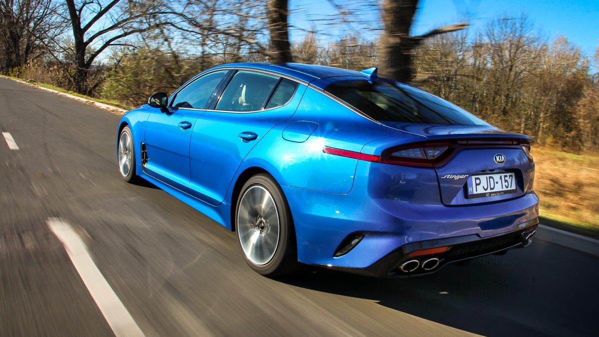 KIA STINGER
