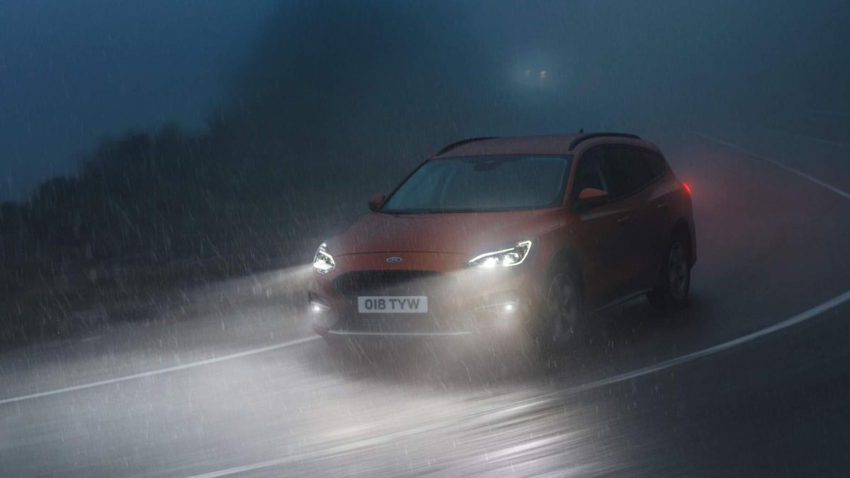 FORD FOCUS