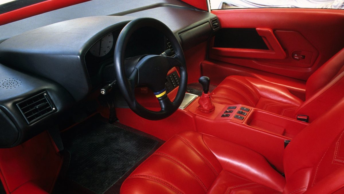 LAMBORGHINI