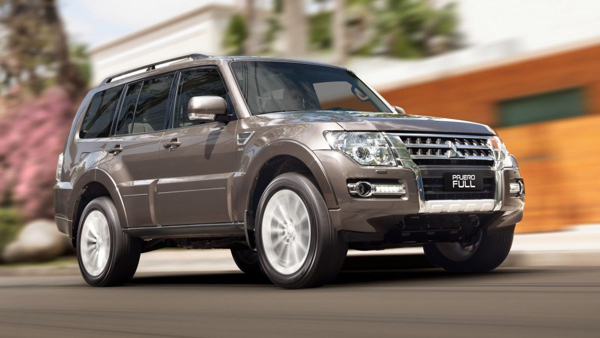 MITSUBISHI PAJERO