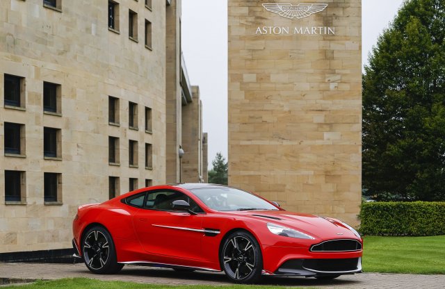 Oscar-díjas lett az Aston Martin - a luxusmárkák között!