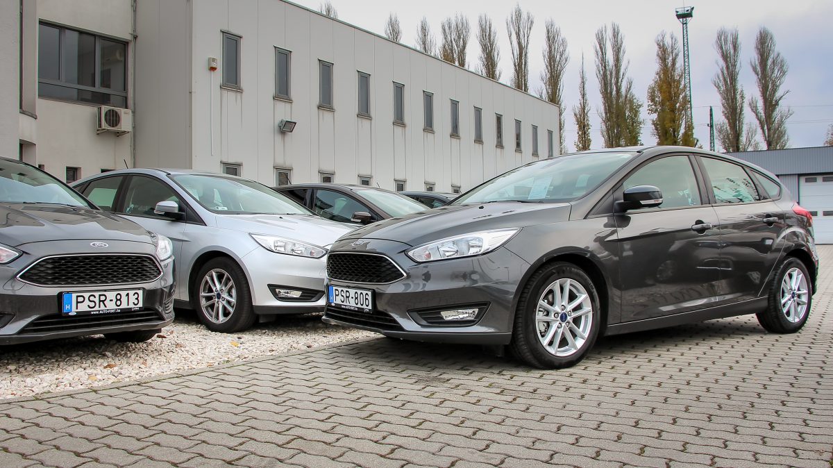 FORD FOCUS