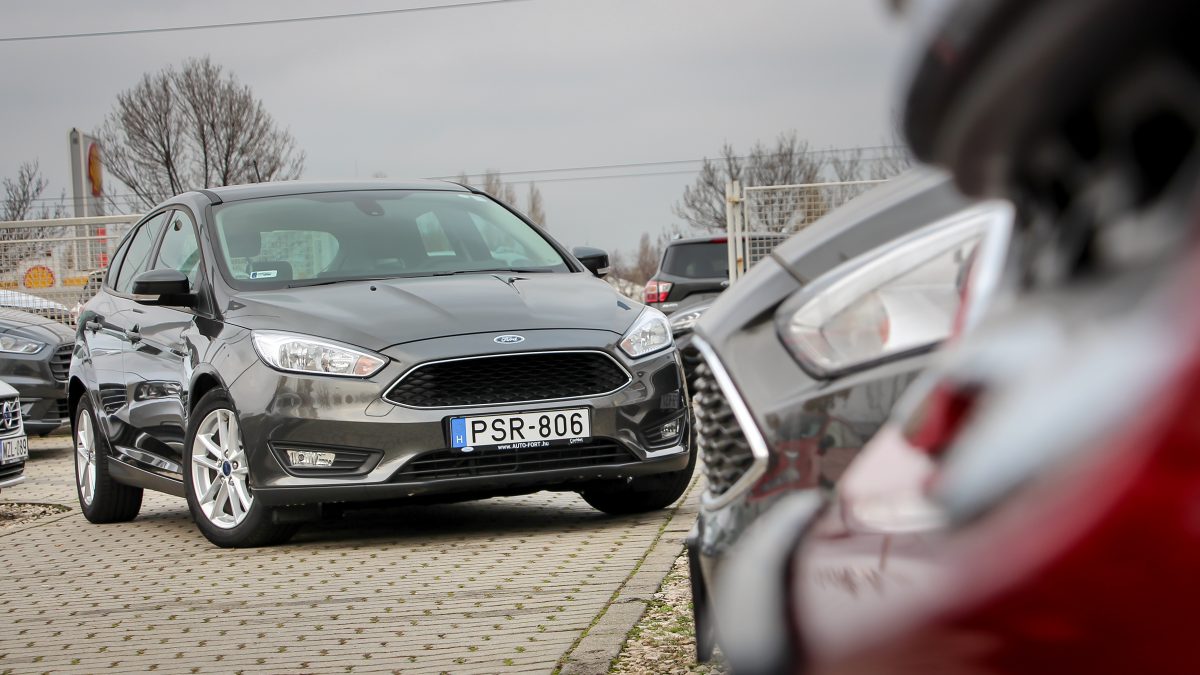 FORD FOCUS