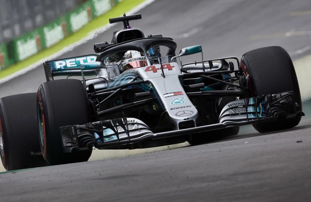 Ismét a Mercedes a világbajnok! - Hamilton nyert Brazíliában