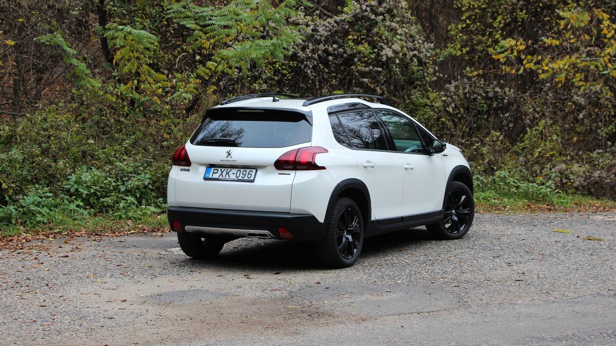 PEUGEOT 2008