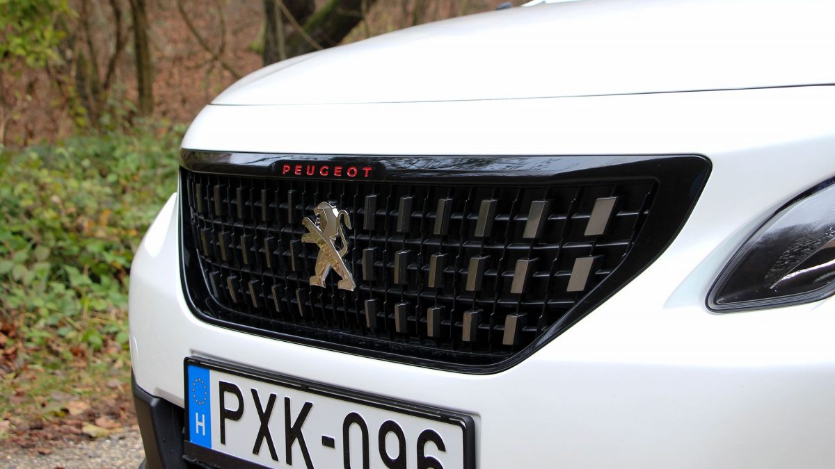 PEUGEOT 2008