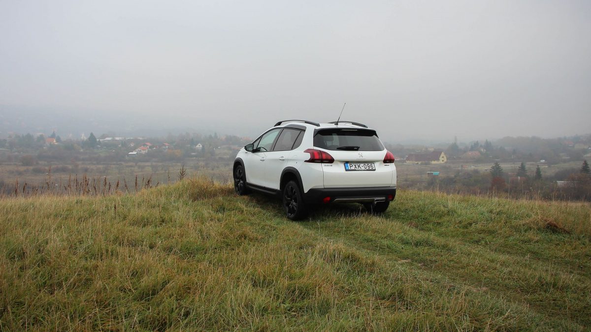 PEUGEOT 2008