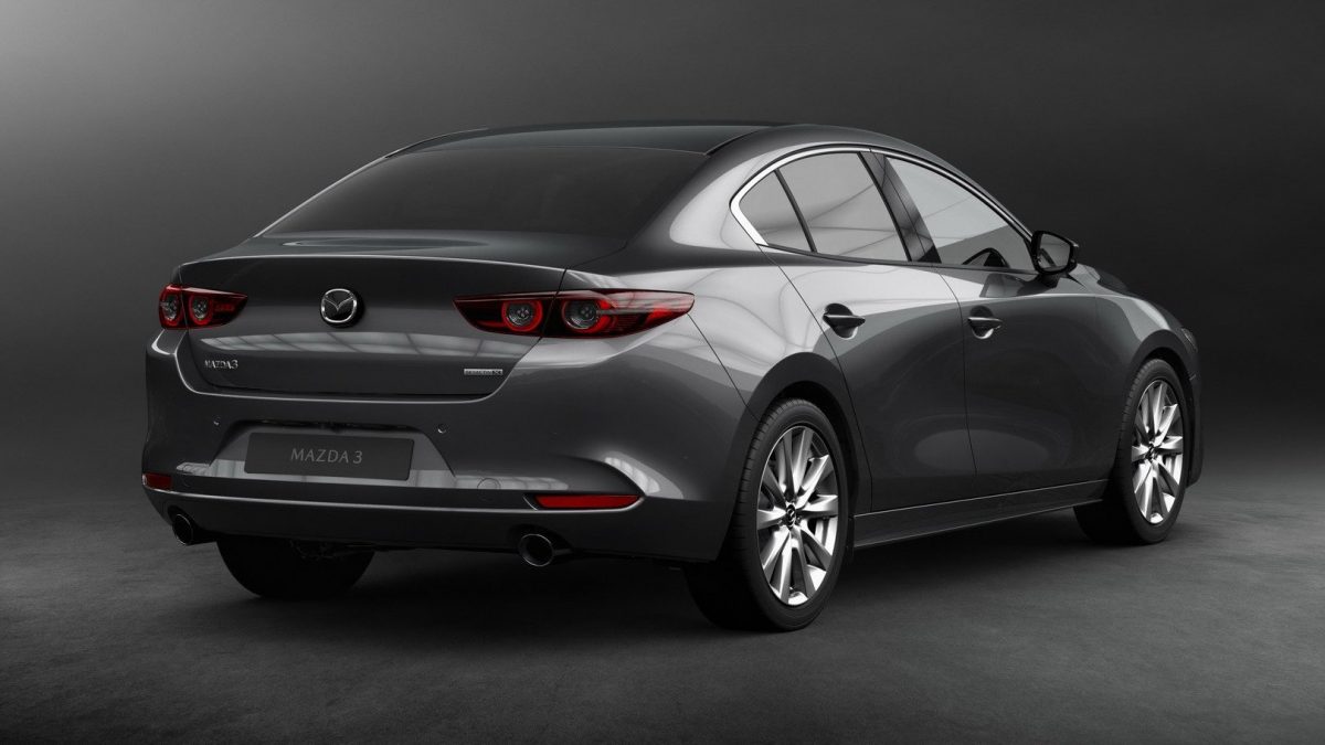 MAZDA 3