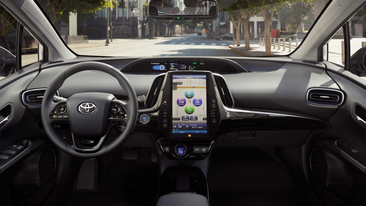 TOYOTA PRIUS