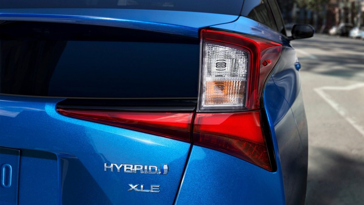 TOYOTA PRIUS