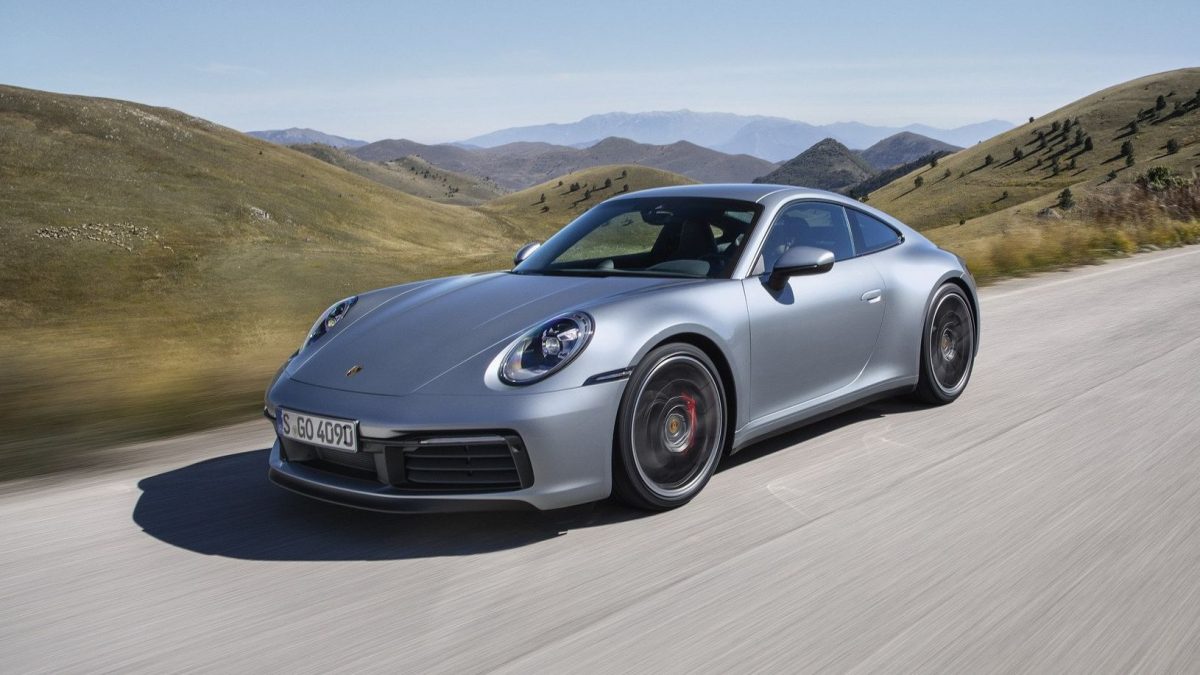 PORSCHE 911