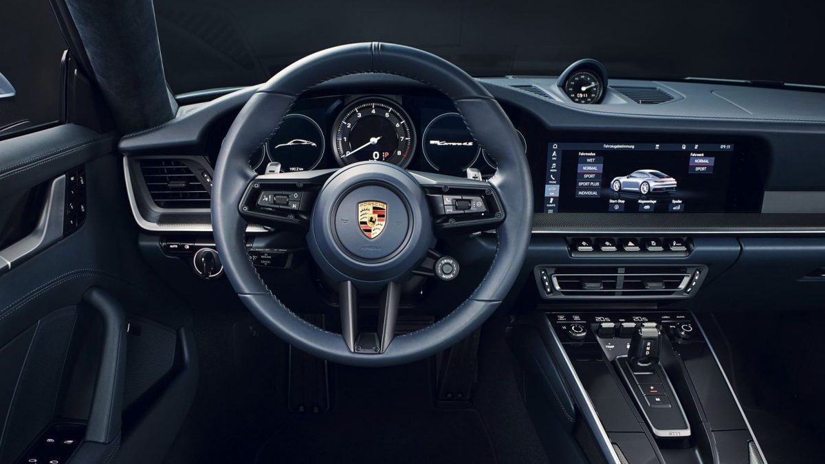 PORSCHE 911