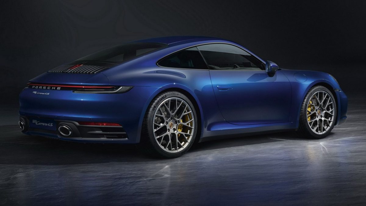 PORSCHE 911