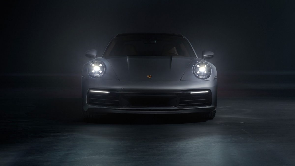 PORSCHE 911