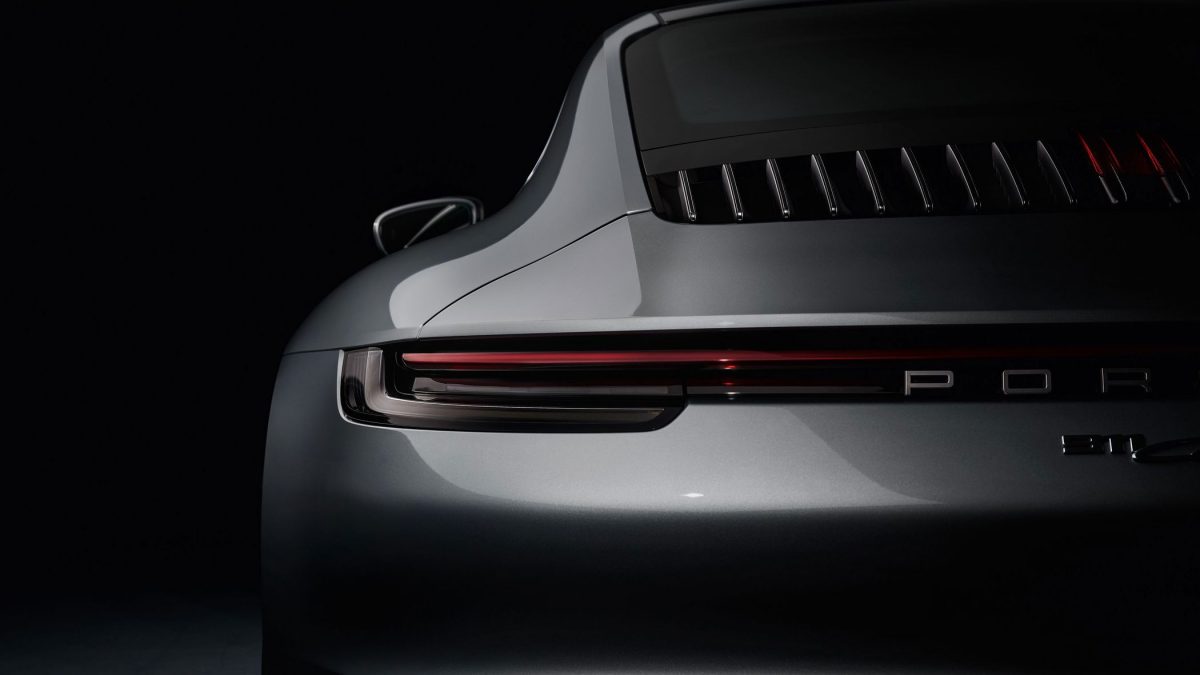 PORSCHE 911