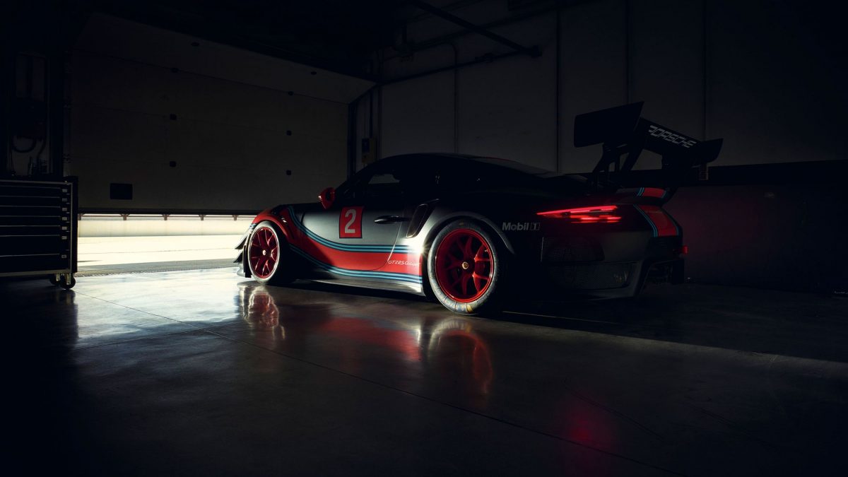 PORSCHE