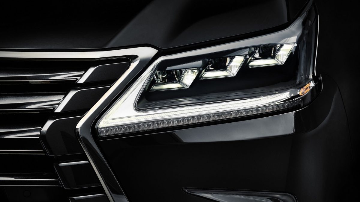 LEXUS