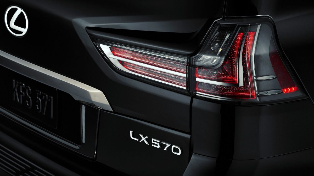 LEXUS