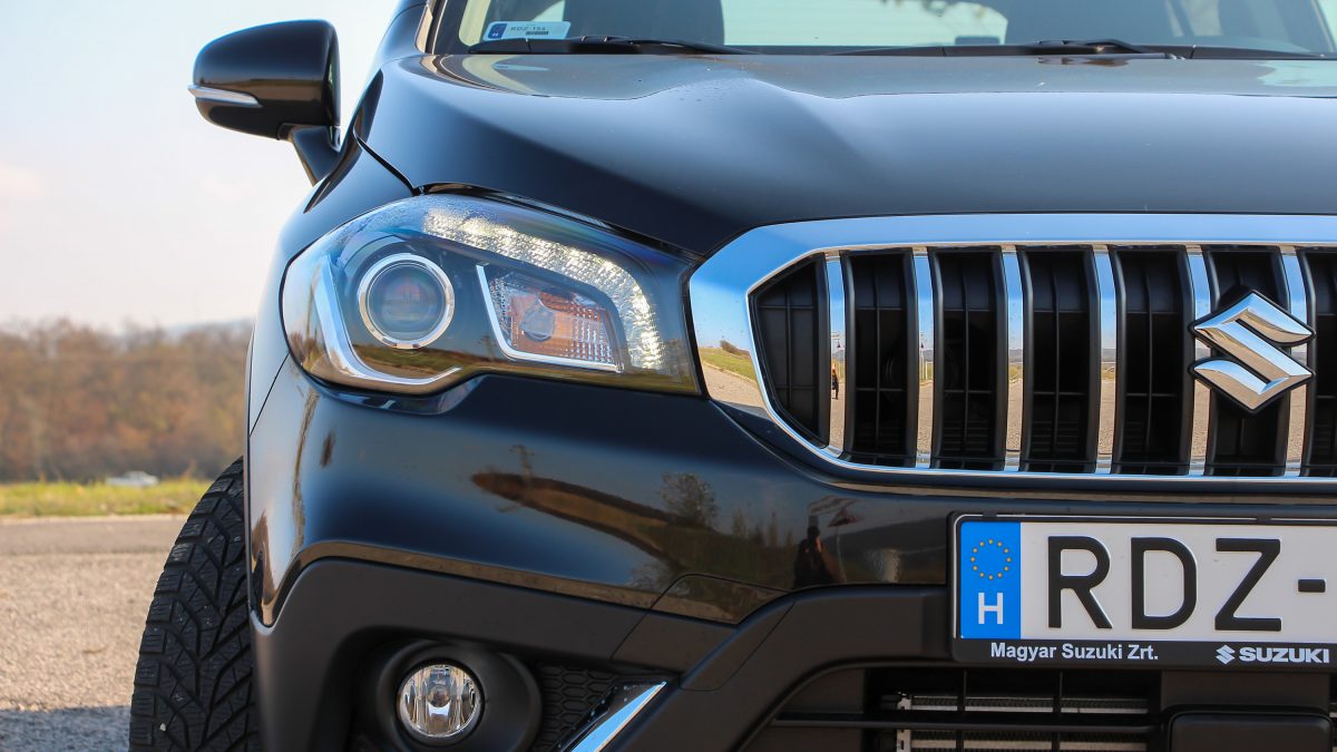 SUZUKI SX4 S-CROSS