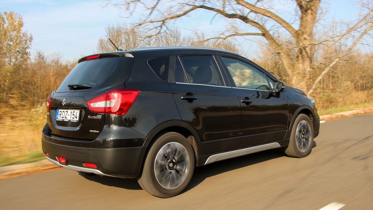 SUZUKI SX4 S-CROSS
