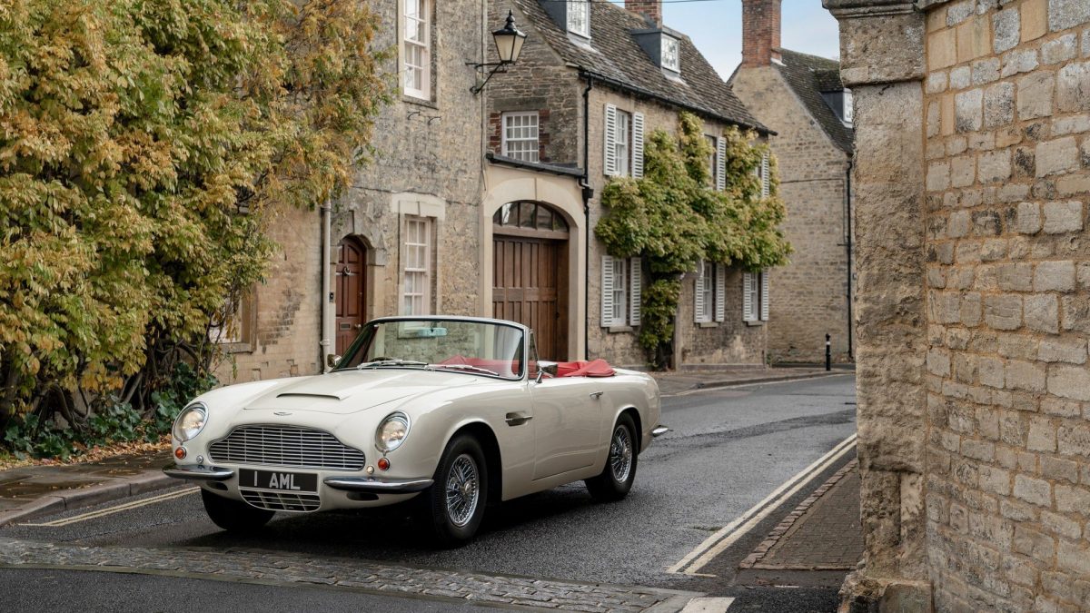 ASTON MARTIN