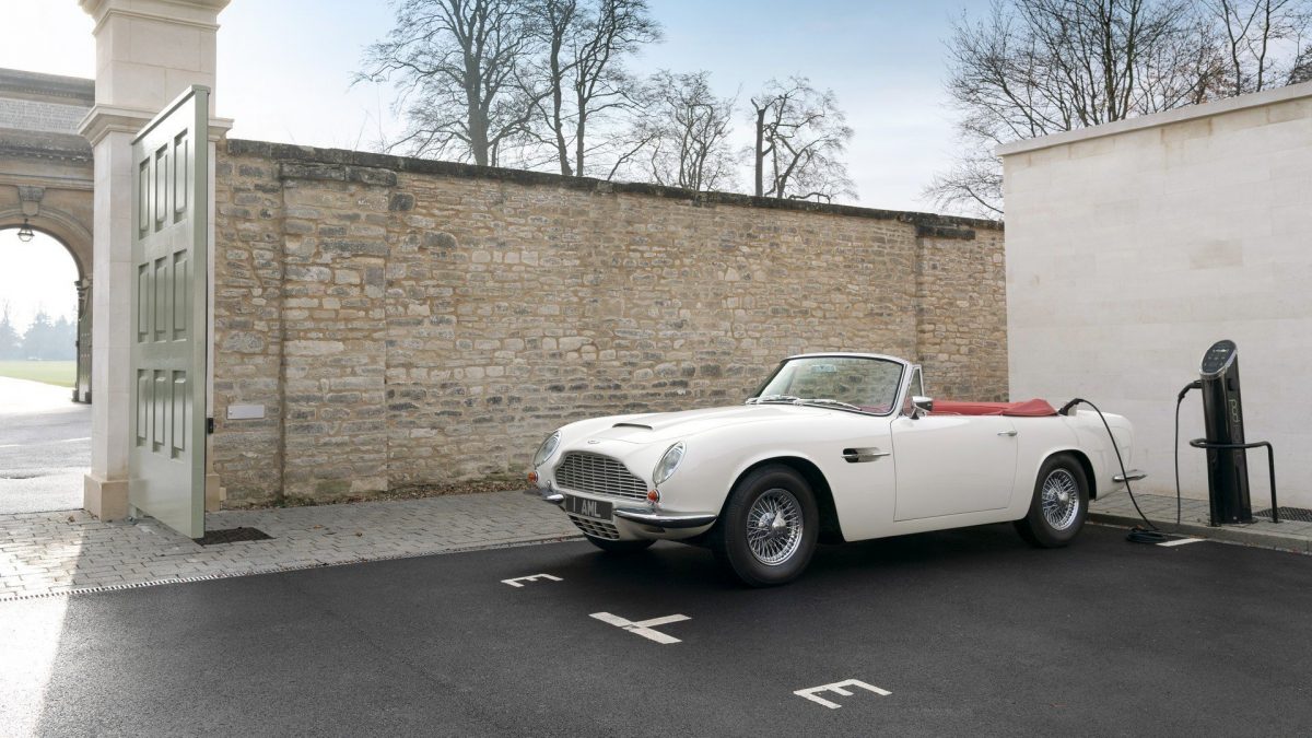 ASTON MARTIN