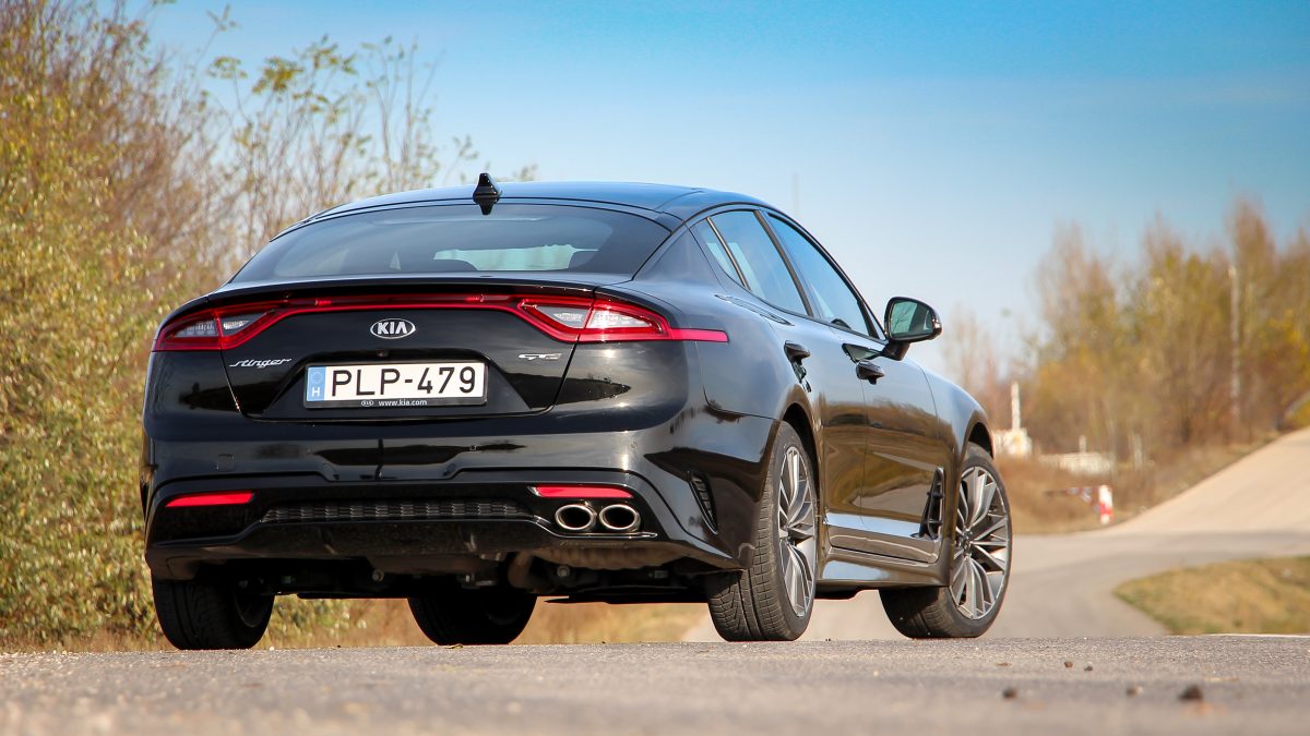 KIA STINGER