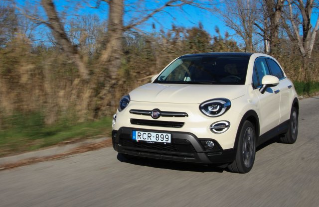 Stílusból jeles - Fiat 500X Cross teszt