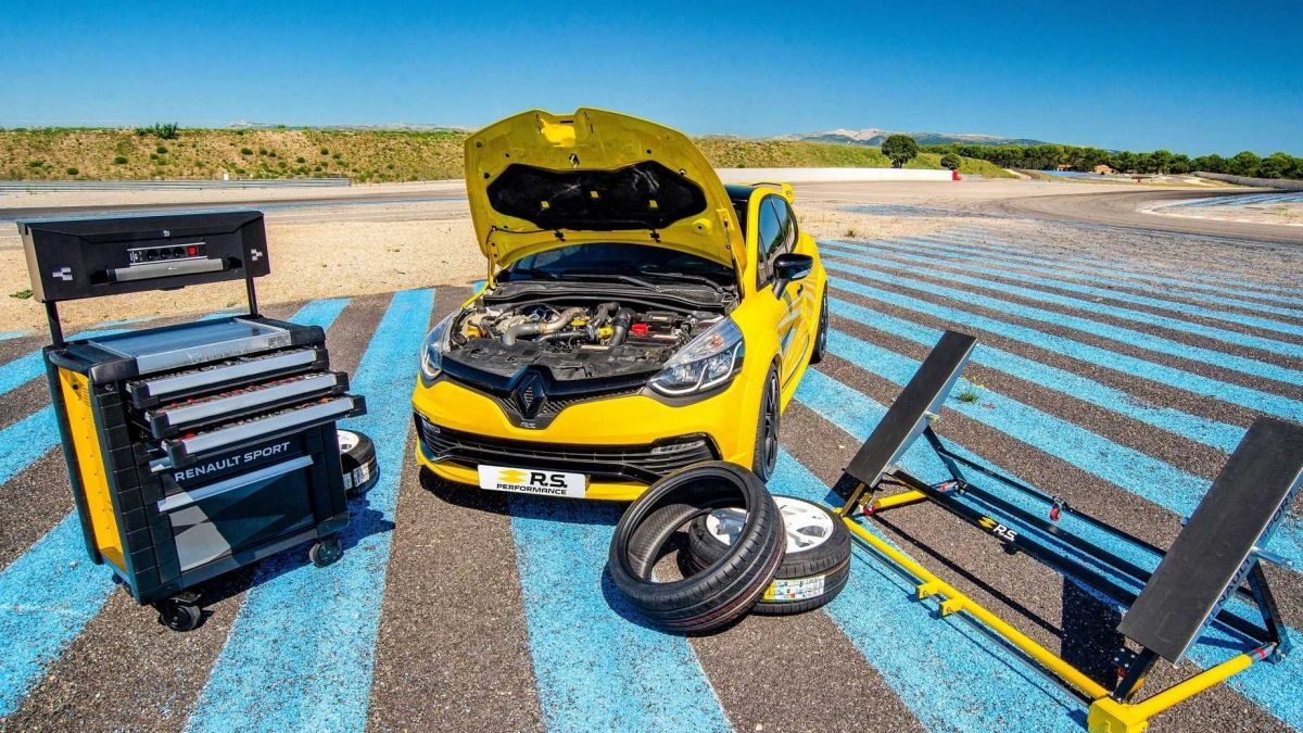 RENAULT CLIO